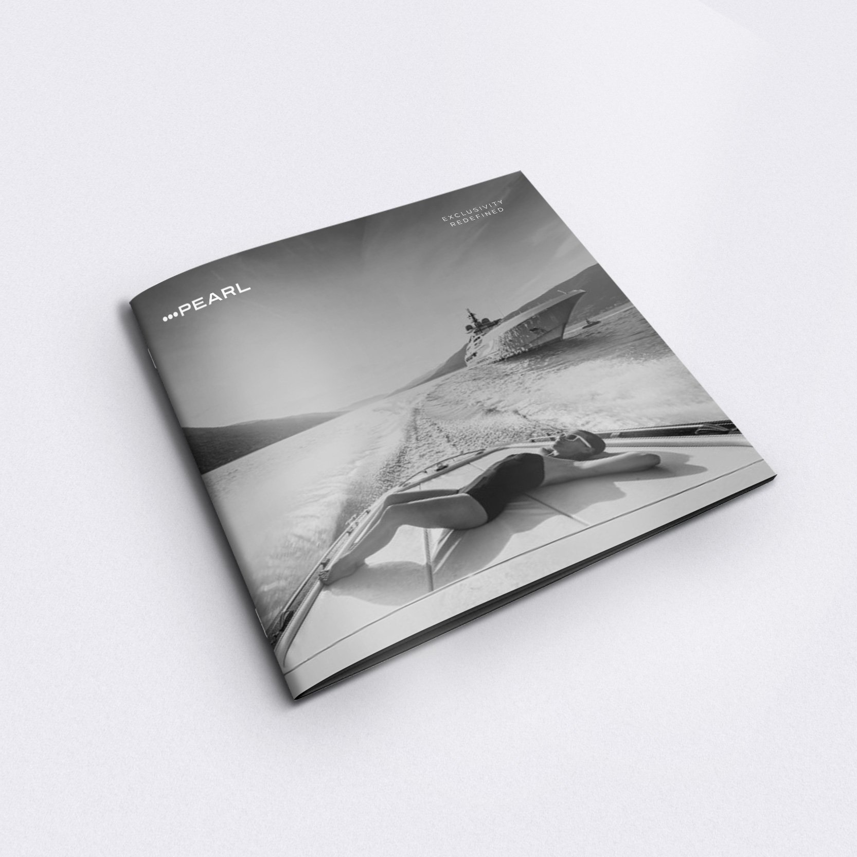 Mockup_Brochure-1